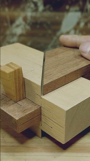 No Nails, No Screws! 🇯🇵 Incredible Japanese Sashimono Woodworking