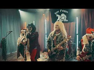 IRON PYTHON - PIGS IN BLANKETS 2022