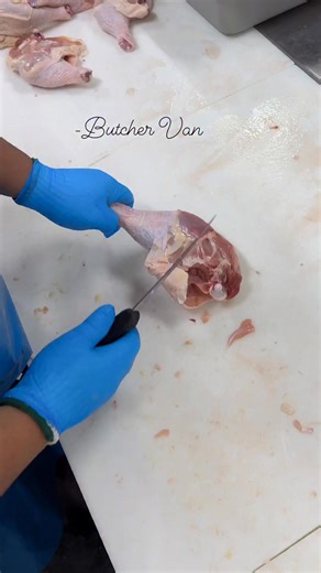 Vandervelt Zambrano on Instagram: "Deboning Quarter Chicken😉 #chicken #QuarterChicken #butchervan #bondsums #vanzam #VanZambrano #Zambrano #Vandervelt #butcher #butcherlife #meatshop #pinoybutcher #local #saskatchewan #canada #philippines #salay #meatbutchervan #zambranobutchery"