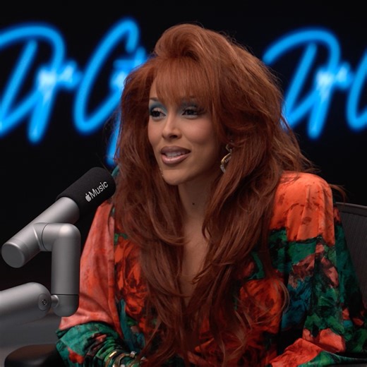 Doja Cat joins Zane Lowe in our LA studio to discuss her new single, "Jealous Type," the 80s, and her forthcoming album, Vie. Full conversation on Apple Music and YouTube. apple.co/DojaCatZL | Apple Music