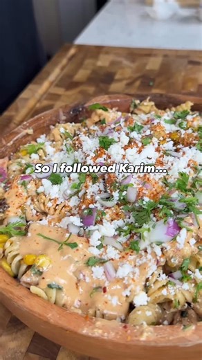 Karim Saad on Instagram: "If you’re looking for me I’m here to reshape your views 😉 EATING HEALTHY ≠ BORING #healthyrecipes #easyrecipes #icekarim"