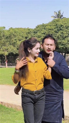 Milan video 2026: Ayesha Khan & Iayesha Khan clip