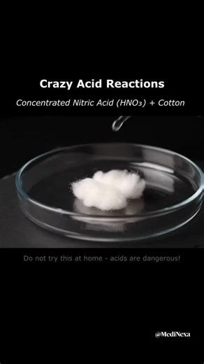 Daily Science Facts & News on Instagram: "🔥 CRAZY ACID REACTIONS! 💥 Watch what happens when powerful acids meet reactive metals — chemistry in its most explosive form! ⚡ Ever wondered what makes acid reactions so intense? 🧪 When acids come into contact with certain substances like metals or carbonates, they produce bubbling, heat, and sometimes even explosions! 💥 Here’s what’s happening: 🔹 With metals (like zinc or magnesium): Acid + Metal → Salt + Hydrogen Gas (which can ignite explosively