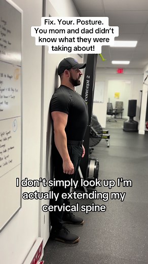 Learn what static posture is and see how it can INSTANTLY make you look stronger and help prevent injuries/pain! #fyp #fitness #gym