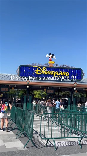 🏰 Disney Paris Magic Awaits! 🏰✨ From fairy-tale castles to thrilling rides and unforgettable parades — Disneyland Paris is where dreams come true for kids and adults 🎠✨ Ready to add a little magic to your Europe trip? ✨🎉 #DisneyParis #MagicalMoments #TravelWithJoy #JoyousEventsAndTravel #https://www.joyouseventstravel.com/