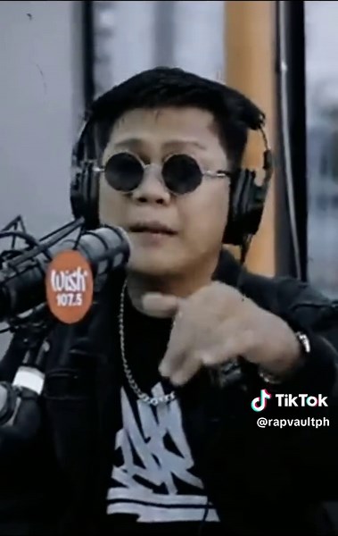 Rap Vault PH 🇵🇭 (@rapvaultph) - Smugglaz Freestyle: Lyrics & Hip Hop Vibes