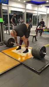 320kgs （700lbs ） Smooth single with straps and a regular body building belt.... | Ransilu Jayathilake