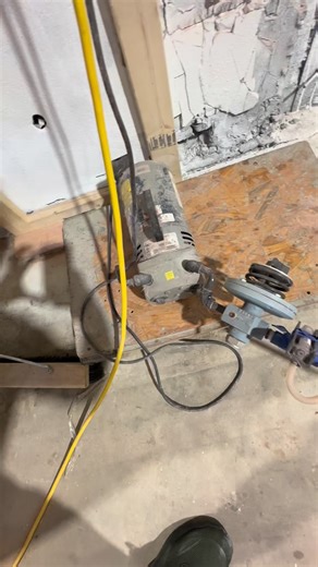 4.7K views · 1.1K reactions | Hull mold in process. You can see the vacuum pump we use to prevent any pre-release on our molds. This is commonly used in parts as well. Pre release can happen due to a variety of factors, excessive mold release, temperature change, resin shrink etc. #boats #fiberglass #howitsmade | NuWave Composites | Facebook