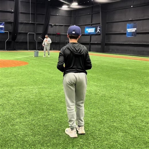 #MoKnowsBaseball #hes11 #5toolplayer #dominate #infield | baseball
