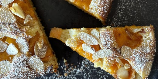 Apricots, queen of jams - plus a one-bowl Apricot Almond Cake