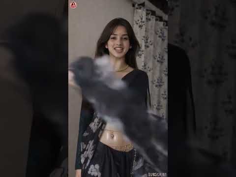 Ishita Sharma Elegant Dance in Black Saree | Viral Saree Dance