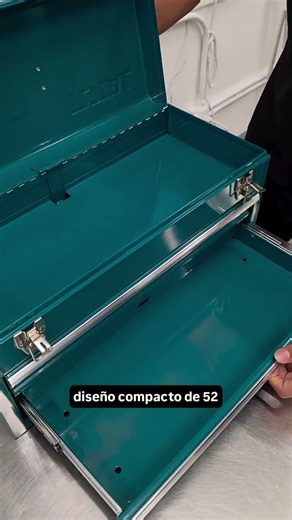 🔧Metal 2-Tray Toolbox, designed to keep your tools organized🔧