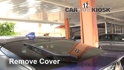 Rear Windshield Wiper Blade Change: 2017 Toyota Prius Four 1.8L 4 Cyl.