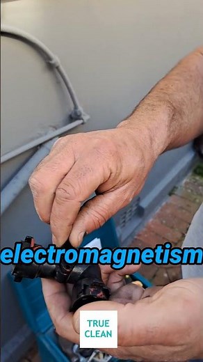 How does a flow sensor on a gas geyser work?