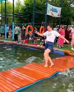 178K views · 861 reactions | This water challenge looks seriously fun!  | Bloom | Facebook