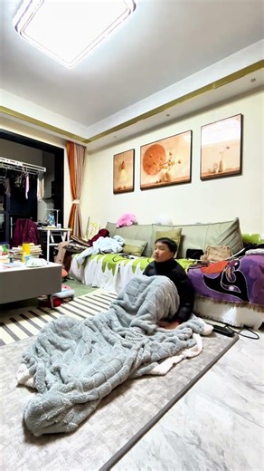 As long as I'm fast enough, the quilt can't catch up with me. Mobile Photography, Creative Photo