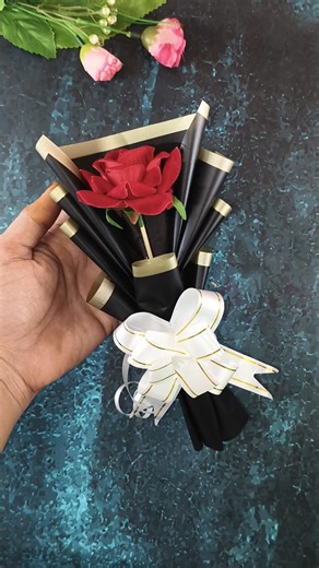 DIY handmade paper red rose flower bouquet art #flower #bouquet #diy #viral #trending #shorts