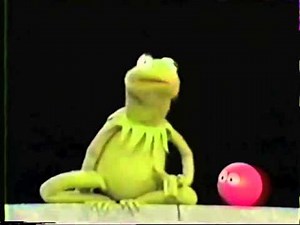 Classic Sesame Street - Kermit's Round Lecture