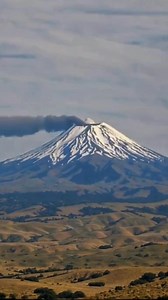 A Natural Eruption Unfolding at Mount Baker, Washington, In 1880 | Er