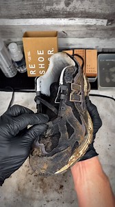 How to clean New Balance Sneakers like a PRO!🔥 Follow for more cleaning tips and tricks ✅ Join me as we unravel the secrets behind maintaining your favorite kicks at home, using the very products that have become my go-to in the shoe care world. 👟💼 This ASMR-inspired tutorial is not just about cleaning – it’s a deep dive into the art of shoe restoration. 🛠️ All prodcuts uses in this video are available via the link in our bio 💪 #NewBalance #reshoevn8r #asmrcleaning #shoecleaning #jordan1 #s
