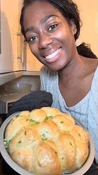 One of the best things I’ve made 😅 These are my garlic dough balls 💕 #baking