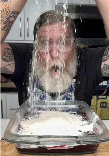 Delicious Blueberry Lemonades Dump Cake Recipe