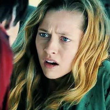 Warm Bodies raconte comment l'amour entre une humaine et un zombie amorce une guérison improbable et