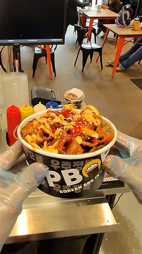 Cupbop on Instagram: "POV: we just made you a Combo Bop with Krunch and Piggy, sauce level 6 😎 #cupbop #cupboptruck #cupbopper #컵밥 #유타컵밥 #미국컵밥 #korea #kfood #koreanbbq #koreanbbqtruck #cupbopstore #utah #utahfood #foodie #foodies #bestfoodtruck #foodtruck #korean #seoulfood #koreanfood #slc #phx #boise #okc #lv #denver #milehigh #elpaso"