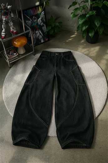 Stylish Baggy Pants Outfit Ideas for Women