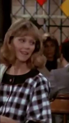 Cheers Cold Open | S3 E11 | Peterson Crusoe