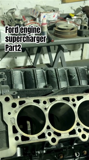 Replacement engine Ford F-150 Saleen #workshop #mechanic #automobile #saleen