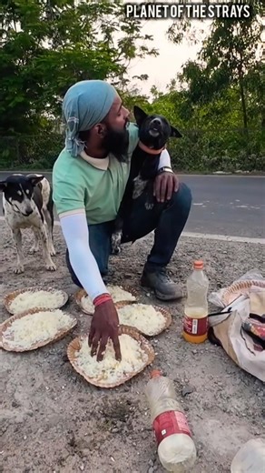 "This Video Will Touch Your Soul 💔➡️❤️" #shorts #kindness #happiness #treatment #humanity #subscribe