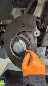 2.7M views · 10K reactions | new brake discs #mechanic #repair #mercedesbenz #brakes #s#sclass | Marius RBE | Facebook