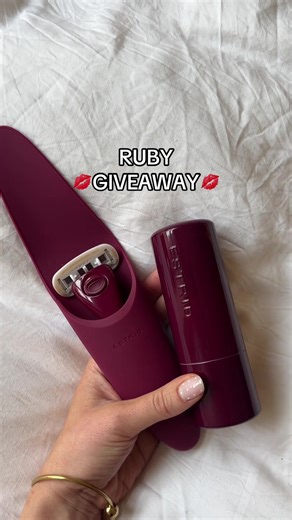 Win Our Irresistible Ruby Deo and Razor Set!