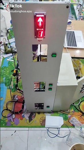 Ascenseur automatique et informatique industriel #automatisme #mecaniquedupoint #automatique