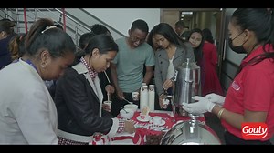 3K views · 4.6K reactions | Tamin'ny volana septambra lasa teo dia nisy "Surprise"  nataon'i GOUTY tao amin'ny Comdata. Araho ao anatin'ity horonan-tsary ity anie ny fihetseham-pon'izy ireo e  #GOUTYMamyerynyanio | JB Madagascar | Facebook