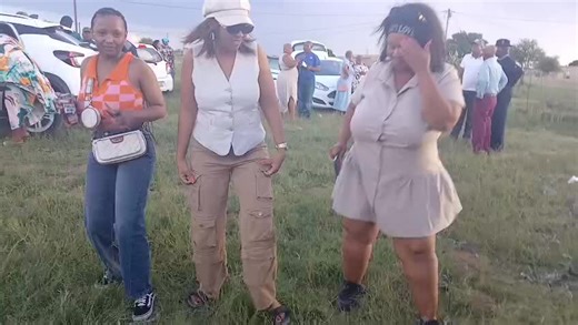 sis Lo (@sis.lo1)’s videos with original sound - sis Lo