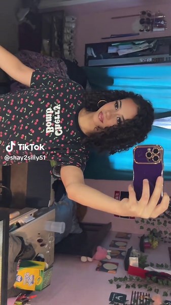 Color Warning: Impact of Flashing Lights on Health