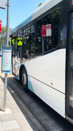 Bustech VST Departing #shorts #bus #sydney