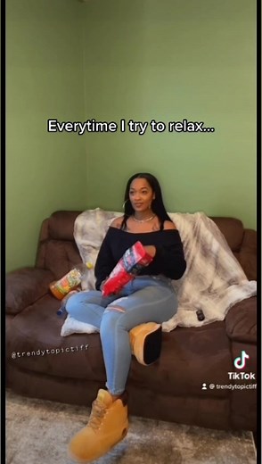 Noisy AF 🙄🙄😂😂 | Trendy Topic Tiff