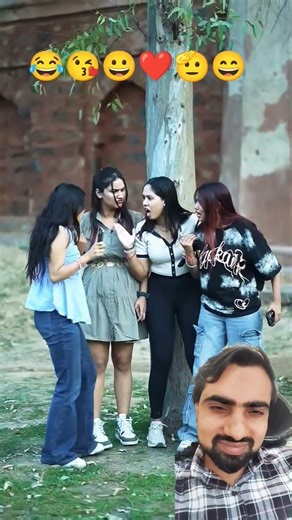 sabke Sath cut Gaya 😂😘#youtubeshorts #comedy #shortsfeed #greenscreen #feed #reels #trendingreels