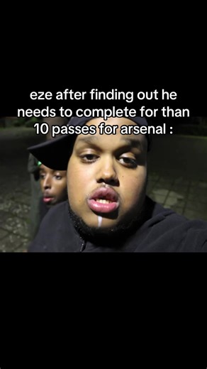 Eze's Challenge: Completing Passes for Arsenal