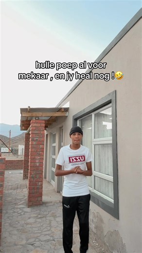 Humorous Moments of Friendship in Everyday Life