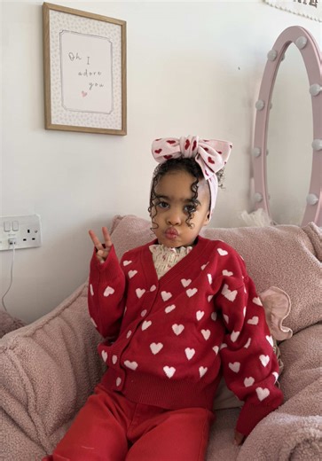 GRWM with the girls for Valentine’s Day 🥹♥️💌🪽 Couldn’t get a clip of both of them cos Alora was being told off 🤣🤣 Rara’s cardigan - @Little and Fern Rara’s top - @TK Maxx Rara’s jeans - @H&M Avaya’s outfit - Little & Fern