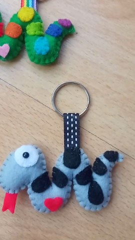 Handmade Felt Snake Keychain – Custom Colours – Kawaii Personalized Plush Backpack Hanger - Etsy