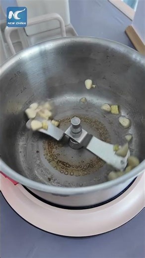 Meet robot chef at conference in Shanghai