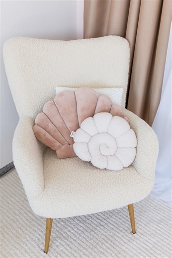 Seashell Nursery Pillow, Shell Cushion for Kids Room, Coastal Baby Room Decor - Etsy