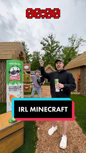 #Ad No one will ever know what’s in the chest 😎 Go get your Suspicious Stew Pringles available in stores now! Learn how you can get free Minecoins here: kelloggminecraftpromo.com 🙂 #minecraft #gamer #sus