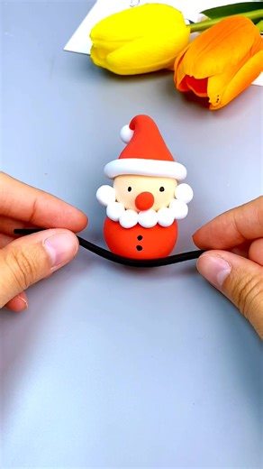 How to make a Santa Claus using clay. #ultralightclay #little #clay #parentchild #fun #kindergarten #santaclaus #santa paper craft ideas | paper craft ideas