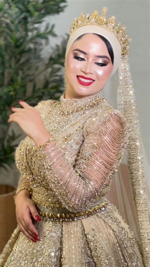 Glow & Co Bridal Make Up & Spa | ‎الزين التونسي 🇹🇳 Hijab : @malek_hijabstylist @malukamalek_ Robe : @noura_haute_couture Adresse : Boumhal près de station-service Shell...‎ | Instagram